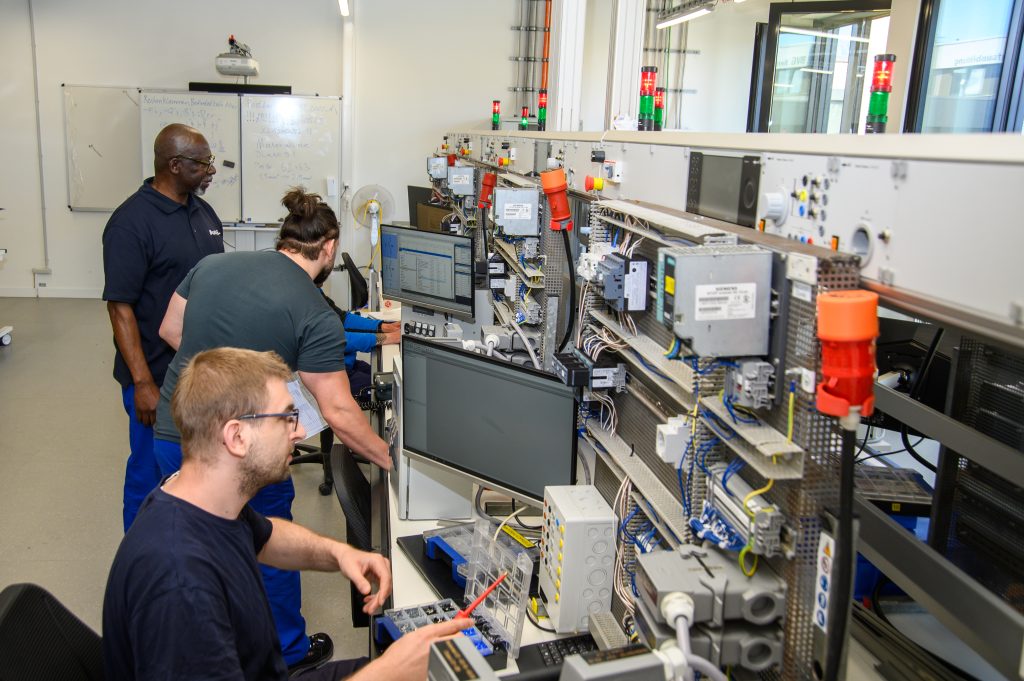 Werkstatt Elektronik Betriebstechnik