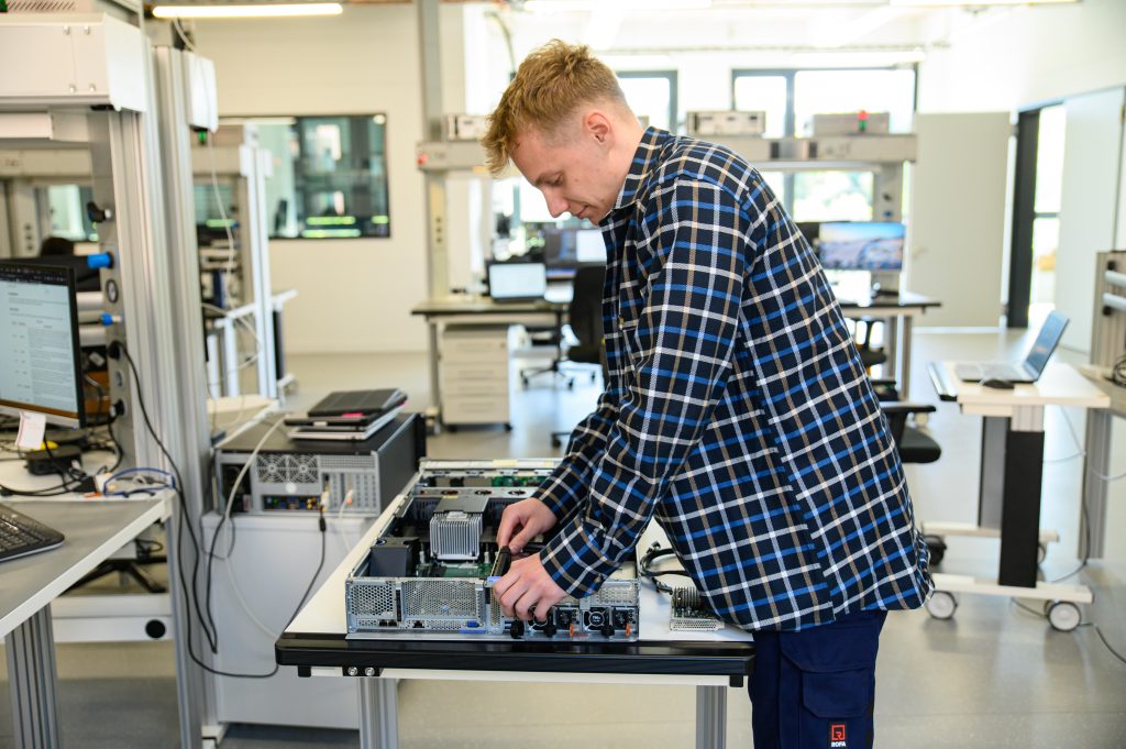 Auszubildender für Fachinformatiker Systemintegration