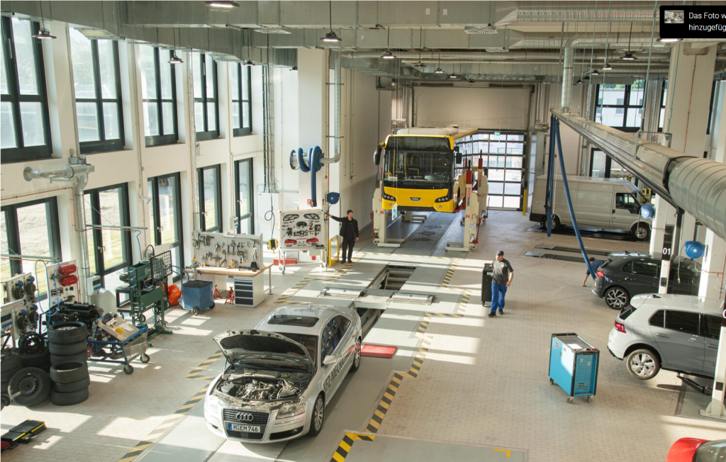KFZ-Werkstatt Draufsicht